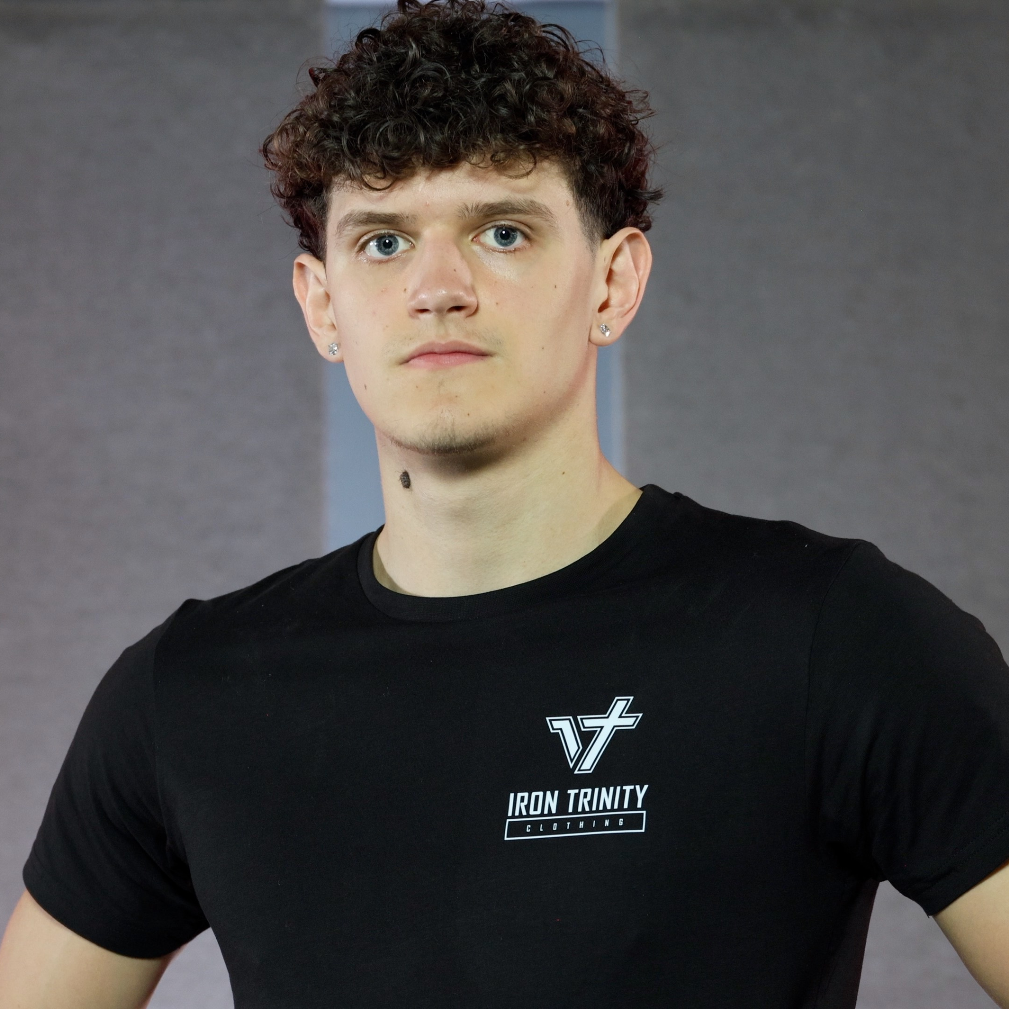 Classic Muscle Fit Tee // Premium Stretch Cotton